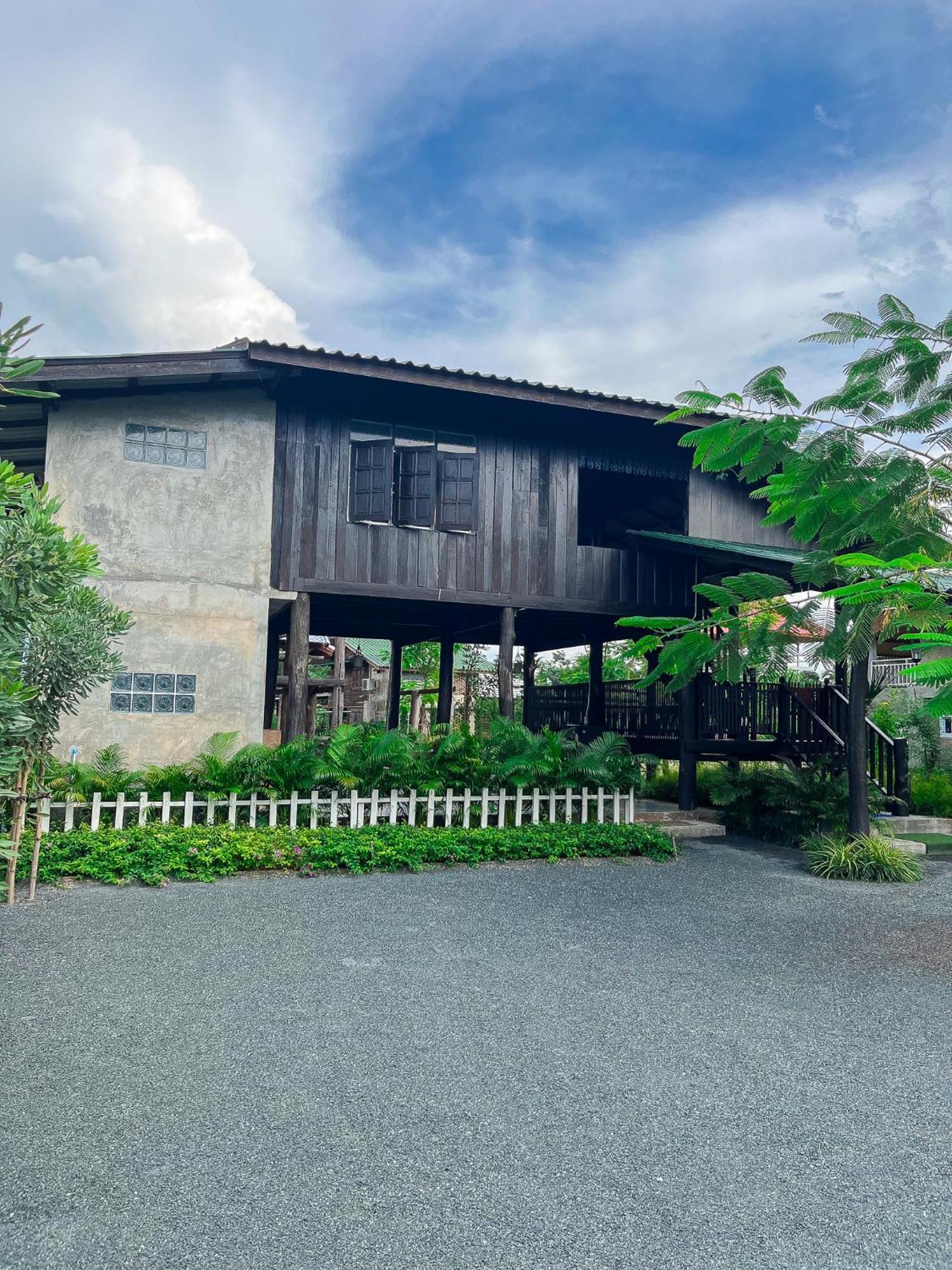 North Pine Forest Homestay บ้านไม้สนโฮมสเตย์ Ban Mae Pong Екстериор снимка